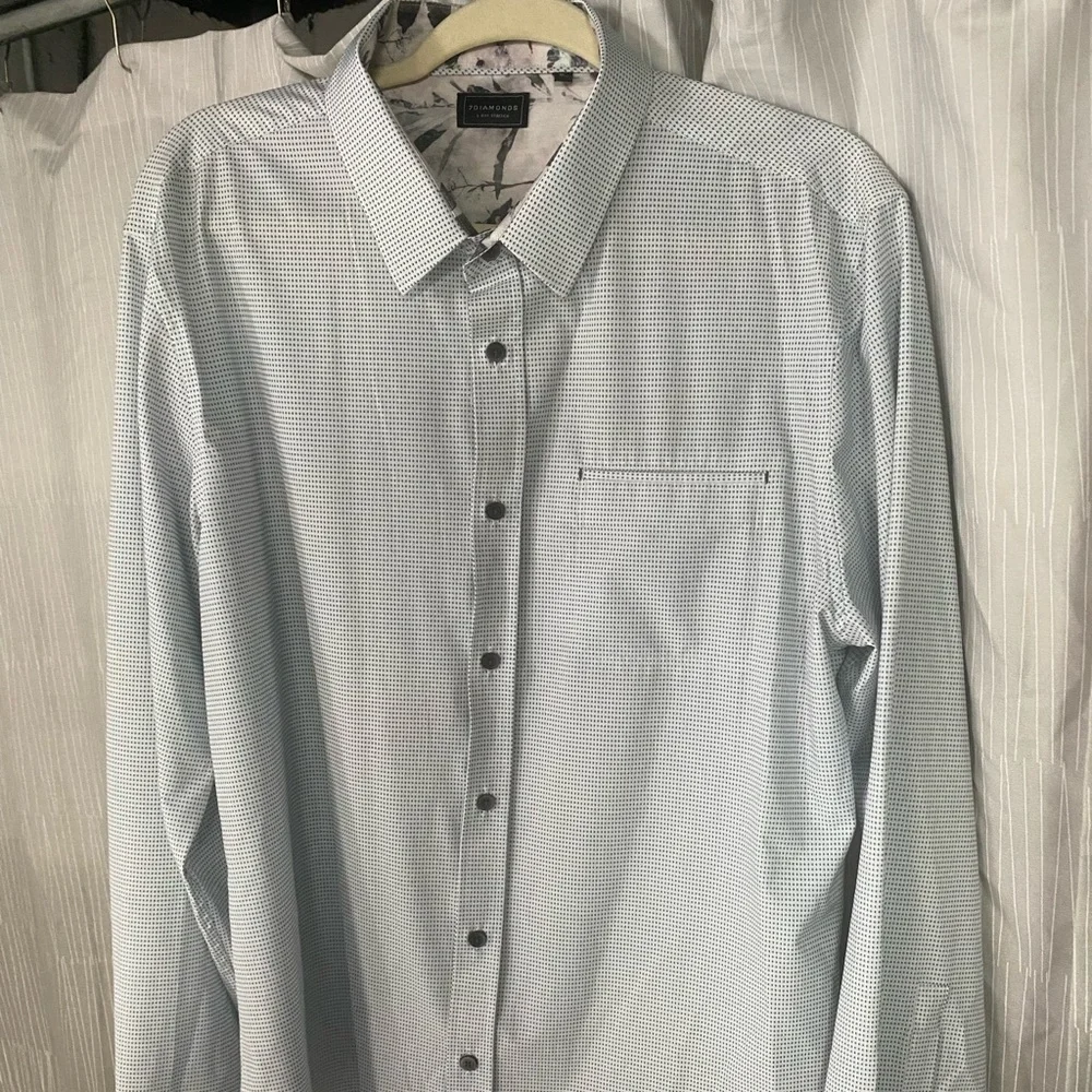 7 Diamonds Dress Shirt - Picture 1 of 3